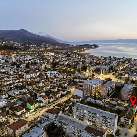 Ohrid Happy Apartments Екстер'єр фото