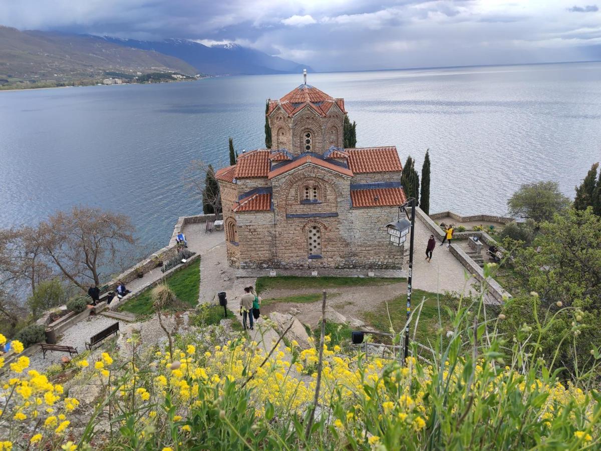 Ohrid Happy Apartments Екстер'єр фото